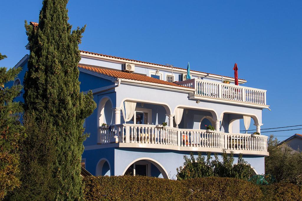 Apartments Juras Brzac Esterno foto